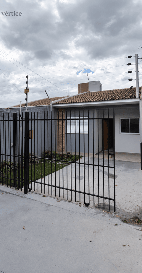 Casa à venda em Sarandi, Parque Residencial Bela Vista, com 2 quartos, com 65.12 m²